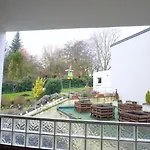 Besinnliches Bijou, Klein, Aber Oho Mit Wohlfuehlfaktor * Bochum